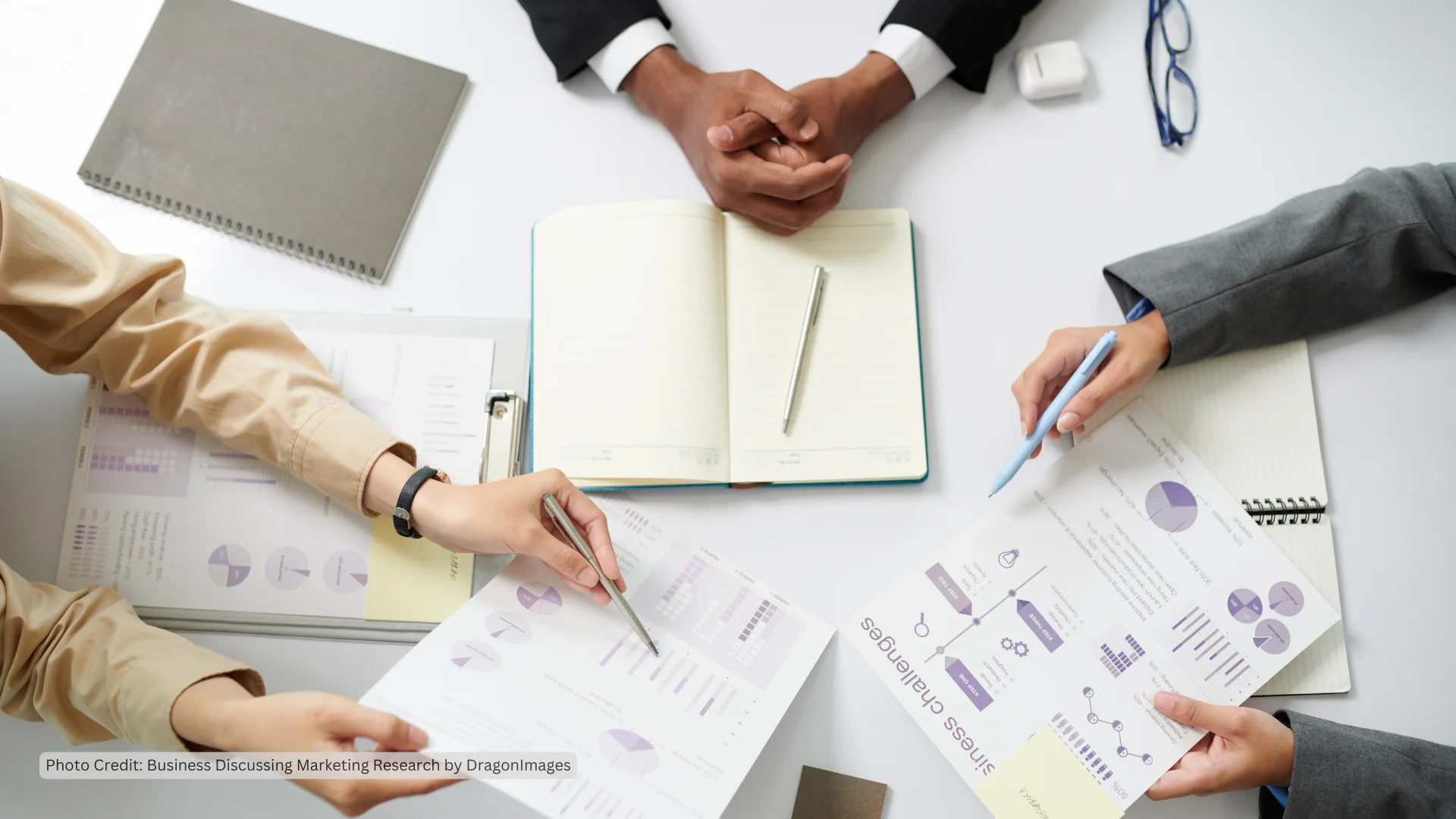 AI is increasingly being used to navigate difficult workplace conversations, from giving feedback to addressing sensitive issues.